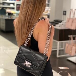 MICHAEL KORS SERENA MD FLAP CONVERTIBLE SHOULDER-CROSSBODY BLACK SILVER